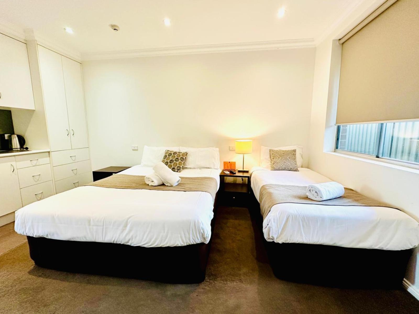 Merivale Motel Тьюмут Экстерьер фото